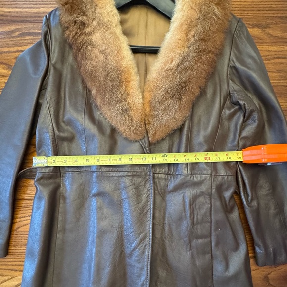 Brown Leather Coat with Fur Collar - Picture 10 of 10